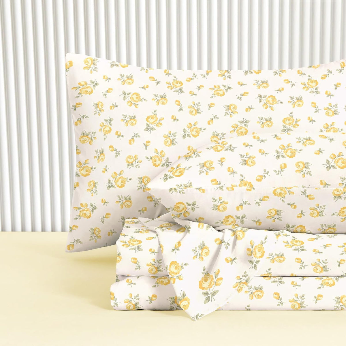 Floral Bed Sheets, 4-Piece Sheet Set, Shabby Chic Flower Rose Pattern Printed Coquette Cottagecore Vintage Aesthetic Bedding, Deep Pocket, Light Yellow, Queen Size