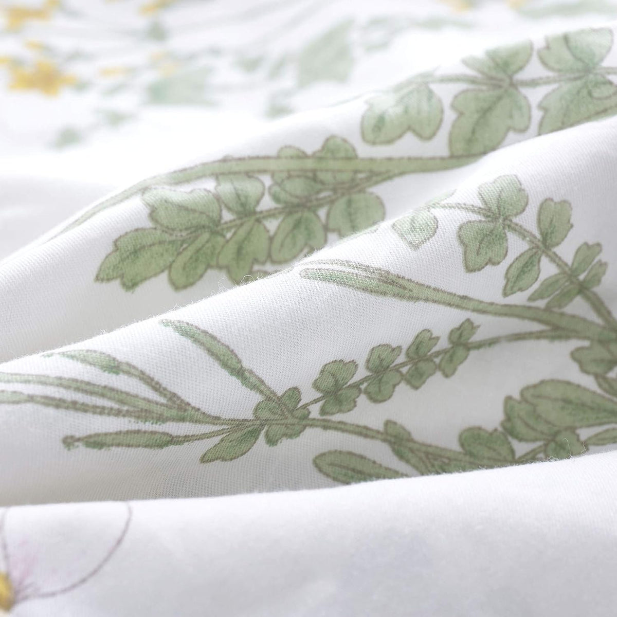 Floral Pillow Cases, 100% Cotton Fabric, Flower Cottagecore Botanical Cute Pattern Printed, Set of 2 Pillowcases Pillow Shams Covers, Yellow Green, Standard Size 20x26 Inches